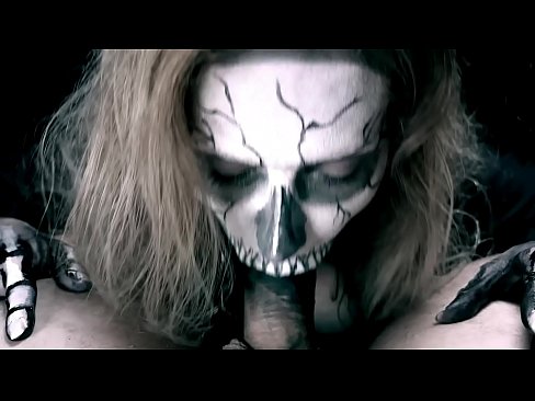❤️ Demon girl zuigt pik met haar zwarte mond en slikt sperma. ❌ Fucking video at us nl.basseyn-vsem.ru